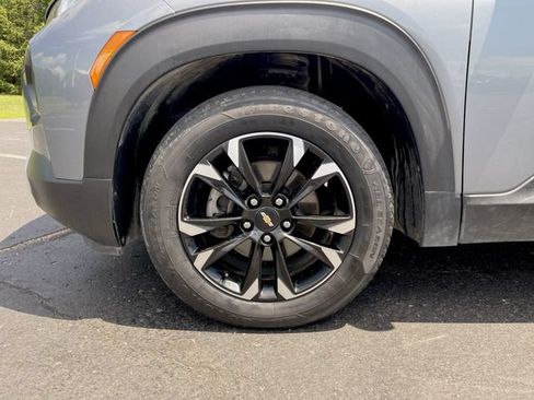 Used 2022 Chevrolet TrailBlazer LT w/ Convenience Package FWD image 31