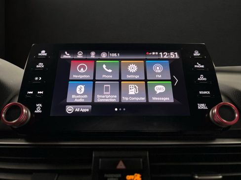 Used 2018 Honda Accord Touring image 25