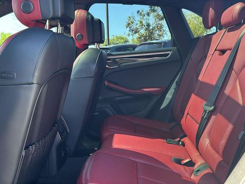 Used 2024 Porsche Macan Turbo image 24