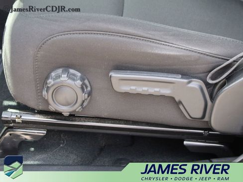 Used 2022 Jeep Wrangler Unlimited Sport AWD/4WD image 23