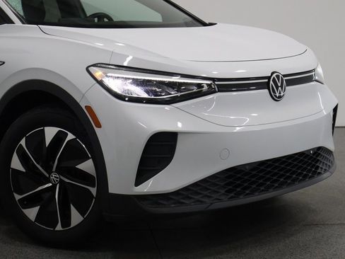 Used 2022 Volkswagen ID.4 Pro image 3