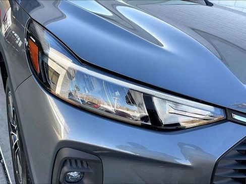 Used 2025 Ford Escape SE FWD image 27