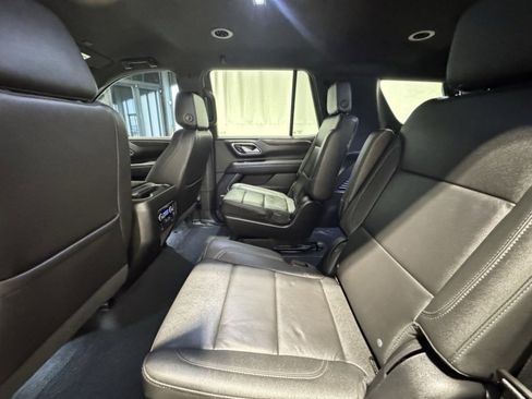 Used 2022 Chevrolet Tahoe LT w/ Luxury Package image 21