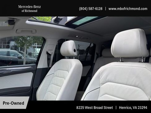 Used 2018 Volkswagen Tiguan SEL Premium AWD/4WD image 8