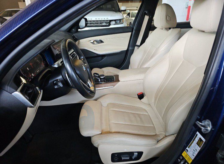 Used 2019 BMW 330i xDrive Sedan w/ Premium Package AWD/4WD image 7