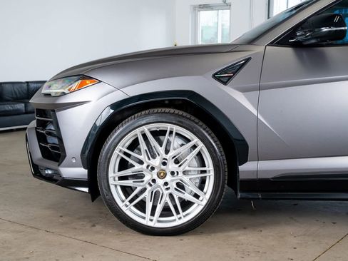 Used 2019 Lamborghini Urus image 9