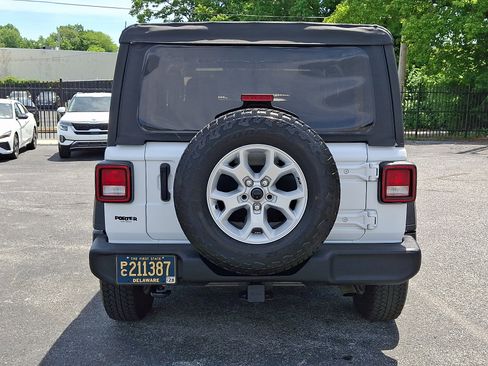 Used 2021 Jeep Wrangler Sport AWD/4WD image 5