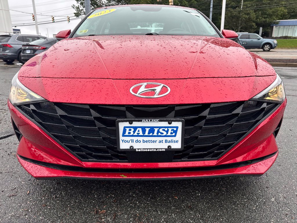 Used 2023 Hyundai Elantra SEL w/ Convenience Package FWD image 10