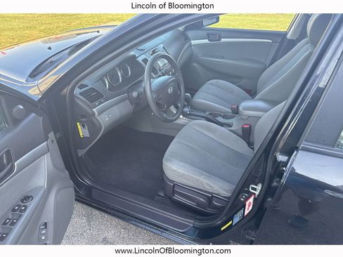 Used 2010 Hyundai Sonata GLS image 18