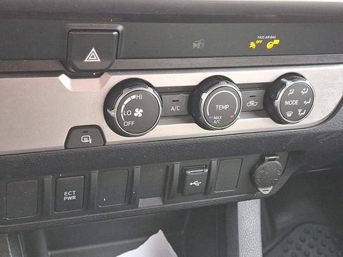 Used 2023 Toyota Tacoma SR5 image 18