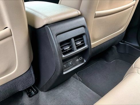 Used 2024 Cadillac XT4 Premium Luxury w/ Active Safety Package FWD image 25