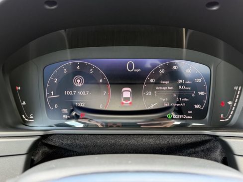 Used 2025 Honda Accord LX image 30