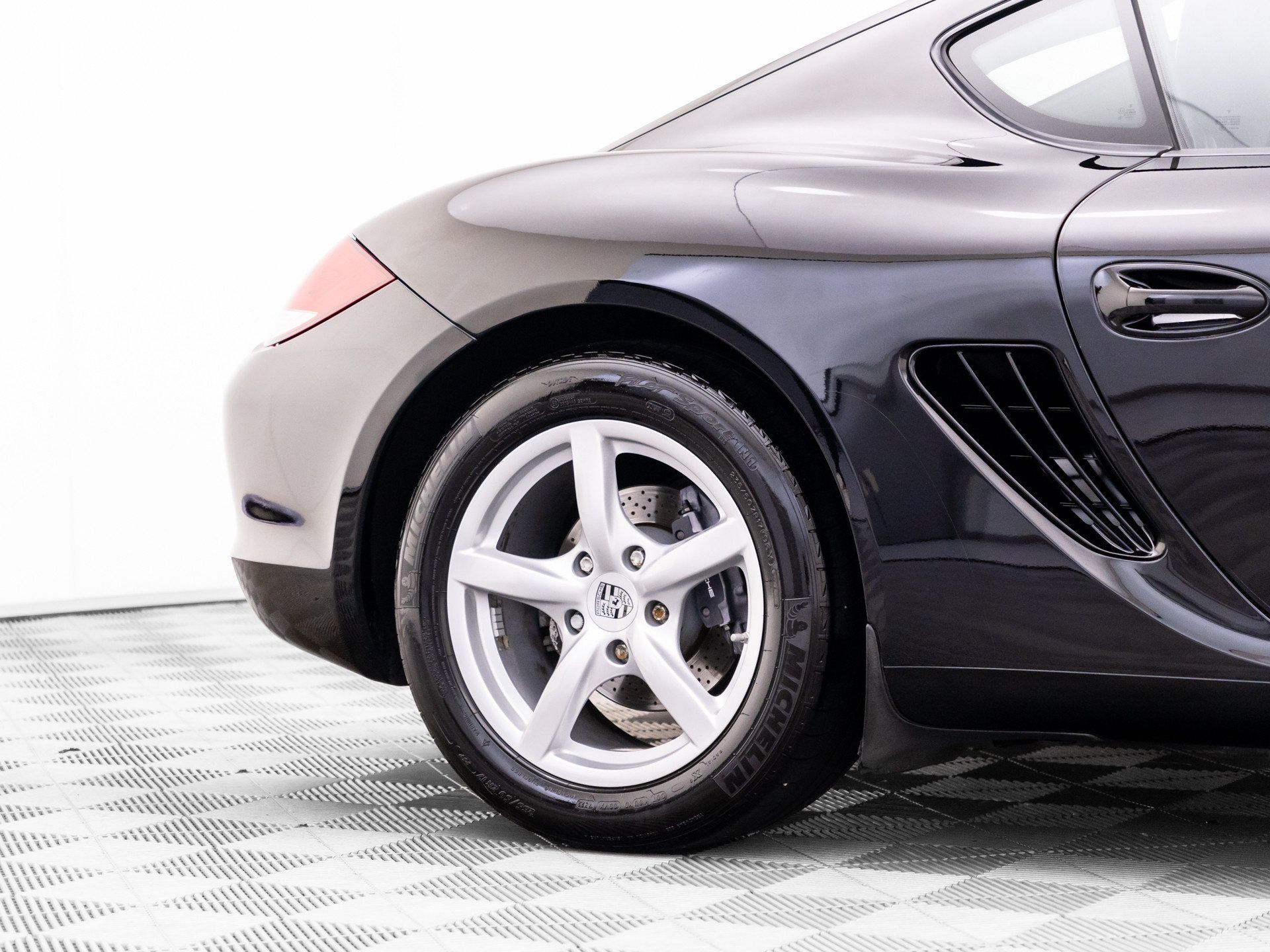 Used 2010 Porsche Cayman RWD image 31