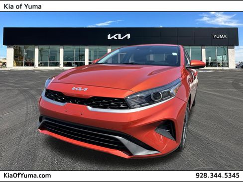 Certified 2024 Kia Forte LXS FWD image 1