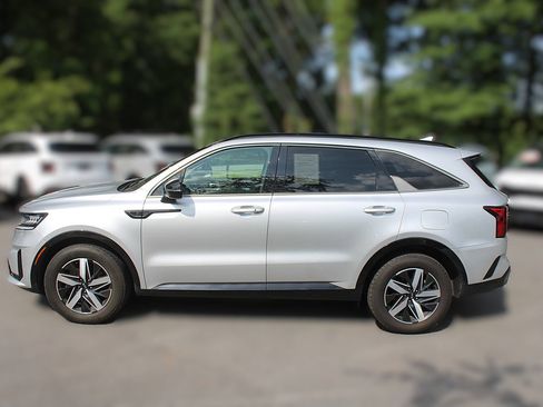 Used 2021 Kia Sorento S w/ Panoramic Sunroof Package FWD image 5