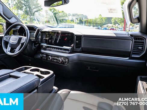 Used 2026 GMC Sierra 1500 SLT AWD/4WD image 29