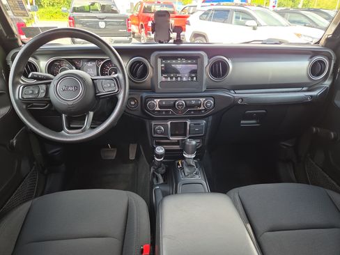 Certified 2023 Jeep Gladiator Sport w/ Trailer Tow Package AWD/4WD image 24