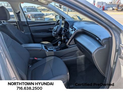 Certified 2024 Hyundai Tucson SE image 32
