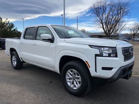 Certified 2024 Nissan Frontier SV image 7