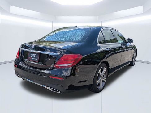 Used 2020 Mercedes-Benz E 350 Sedan image 33