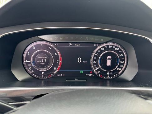 Used 2019 Volkswagen Tiguan SEL image 18