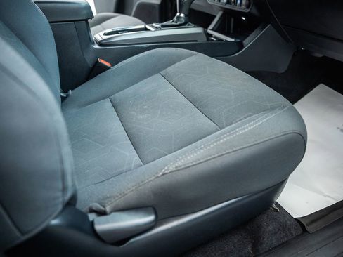 Used 2019 Toyota Tacoma TRD Sport RWD image 36