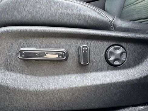 Used 2021 Honda CR-V Touring image 15