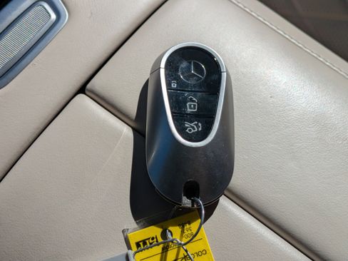 Certified 2023 Mercedes-Benz S 580 4MATIC Sedan image 30