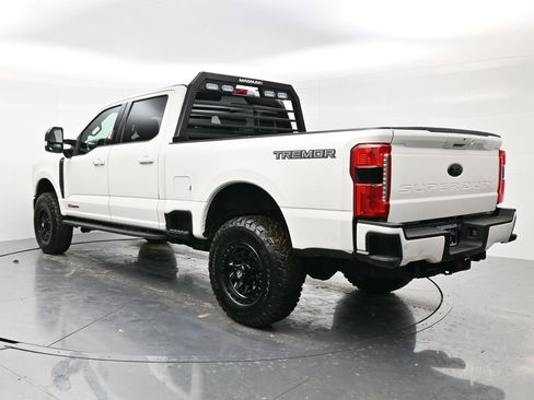 Used 2023 Ford F350 Lariat w/ Lariat Ultimate Package image 7