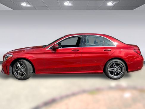 Used 2020 Mercedes-Benz C 300 4MATIC Sedan image 2