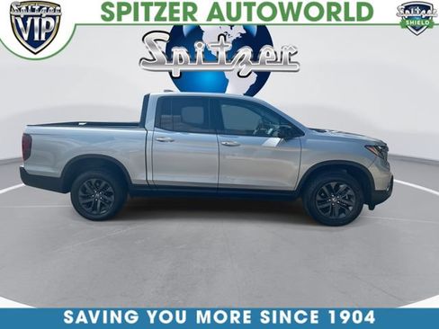 Used 2024 Honda Ridgeline Sport image 10