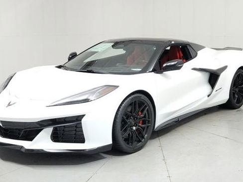 New 2026 Chevrolet Corvette Z06 w/ Battery Protection Package image 1