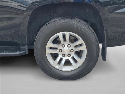 Used 2019 Chevrolet Tahoe LT RWD image 15