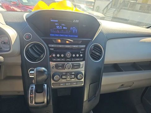 Used 2015 Honda Pilot EX image 13