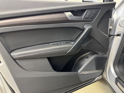 Used 2022 Audi Q5 2.0T Premium Plus w/ Premium Plus Package image 8