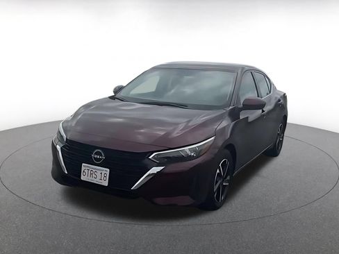 Used 2025 Nissan Sentra SV FWD image 4
