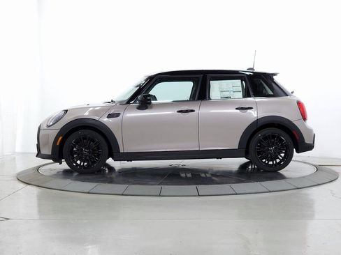 Used 2023 MINI Cooper S image 6