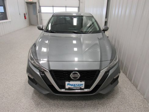 Used 2021 Nissan Altima 2.5 SV FWD image 9