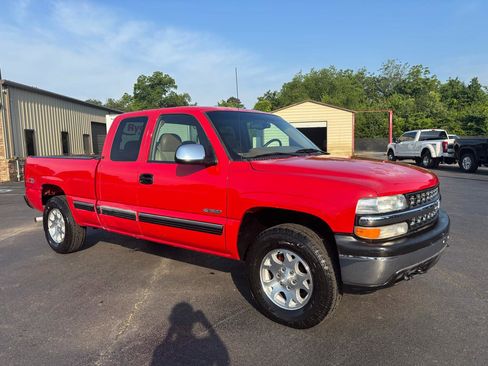 Used 2000 Chevrolet Silverado 1500 LT w/ Off-Road Chassis Pkg AWD/4WD image 4
