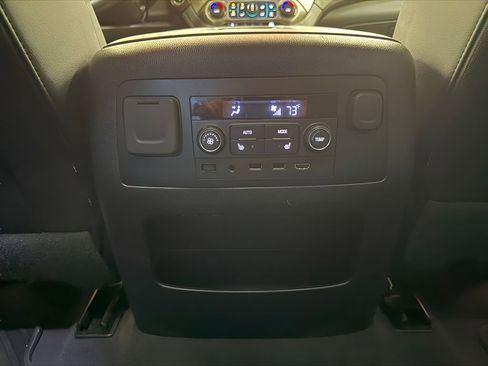 Used 2019 GMC Yukon Denali w/ Open Road Package AWD/4WD image 21