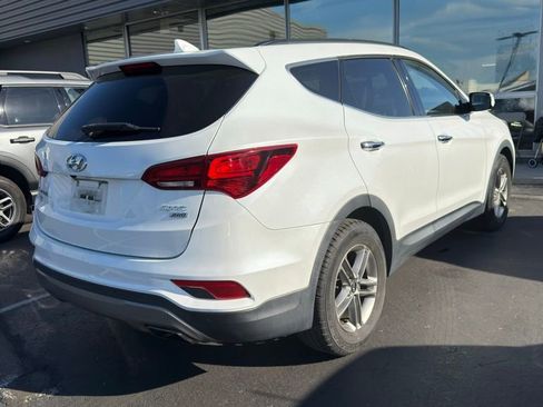 Used 2017 Hyundai Santa Fe Sport w/ 2.4L Tech Package 04 AWD/4WD image 5