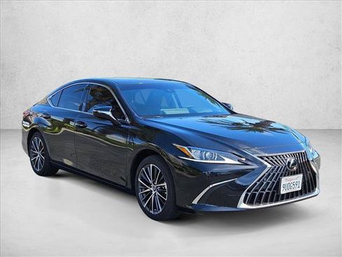 Certified 2025 Lexus ES 300h w/ Premium Package FWD image 4