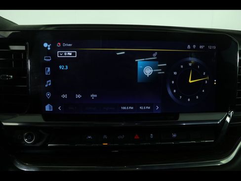 Used 2023 Chevrolet Silverado 1500 LT AWD/4WD image 17