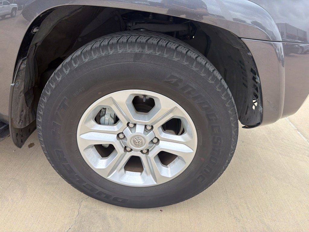 Used 2023 Toyota 4Runner SR5 RWD image 9