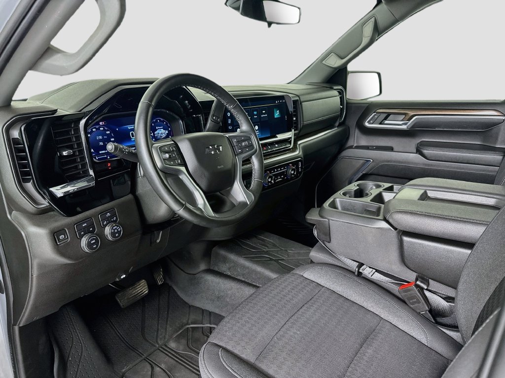 Used 2024 Chevrolet Silverado 1500 RST AWD/4WD image 10