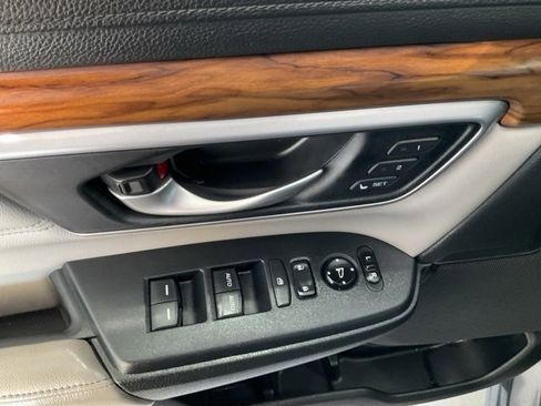Certified 2017 Honda CR-V EX-L image 6