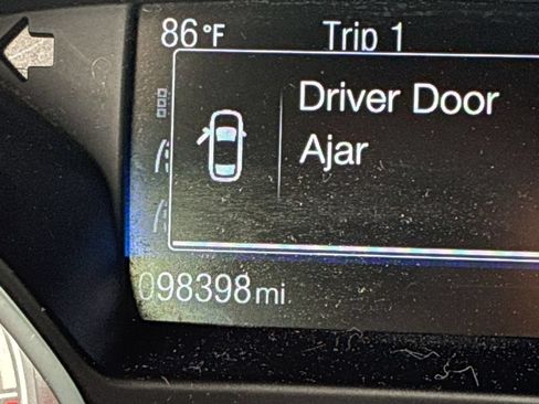 Used 2017 Ford Focus ST w/ Equipment Group 401A FWD image 17