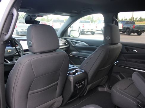 New 2027 Chevrolet Traverse LT w/ Driver Confidence Package FWD image 26