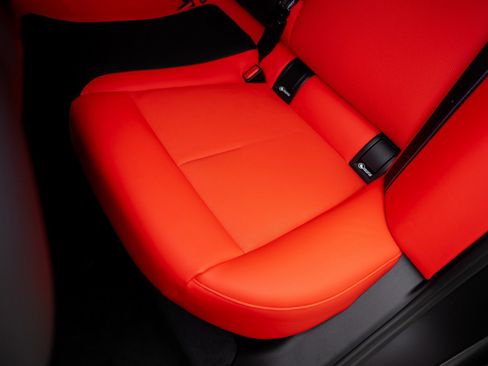 Used 2025 BMW M5 w/ Carbon Package image 72