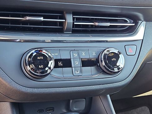 New 2026 Buick Envista Preferred w/ Convenience II Package image 19